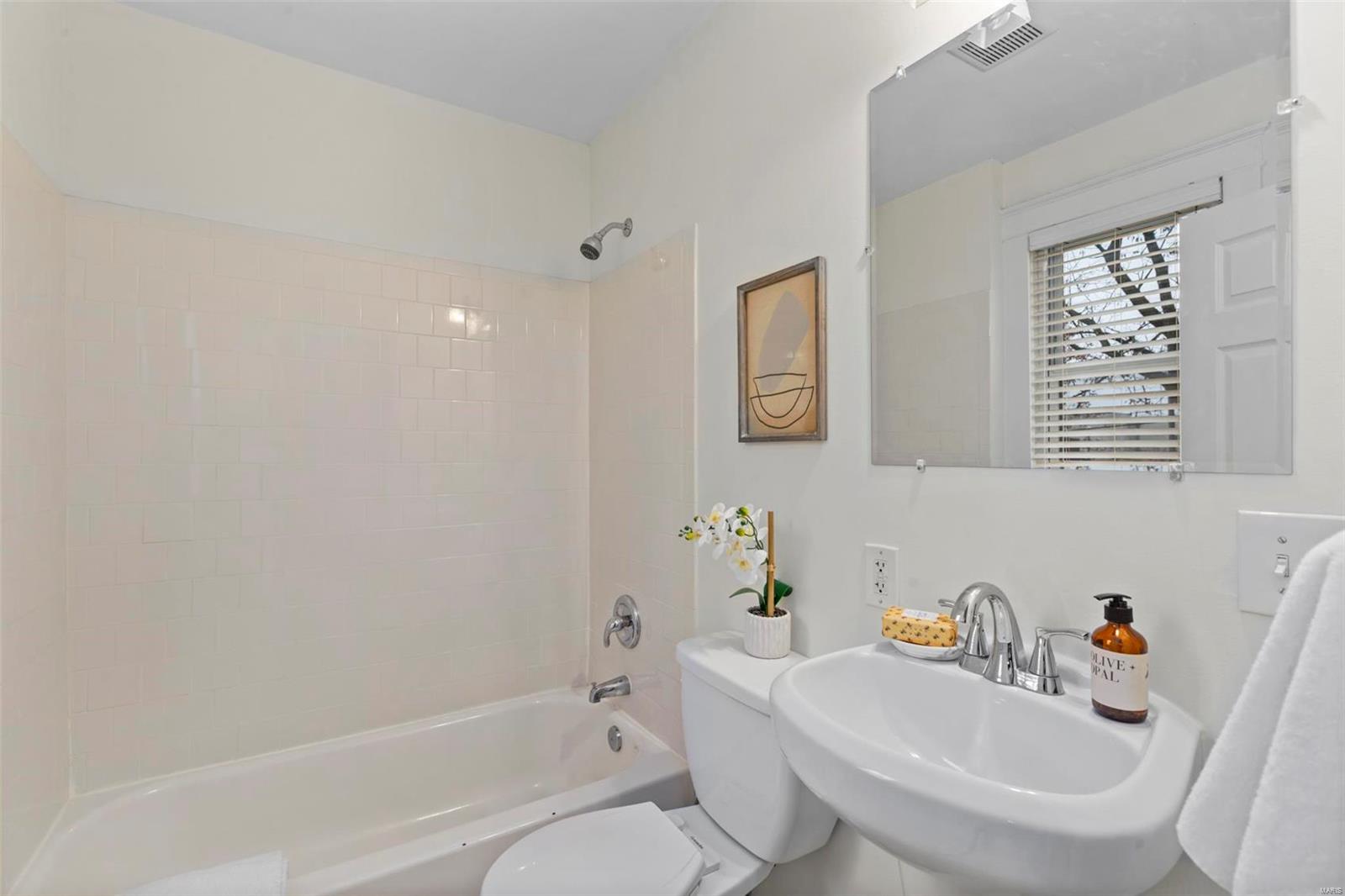 E W Davis Add To Maplewood - Residential