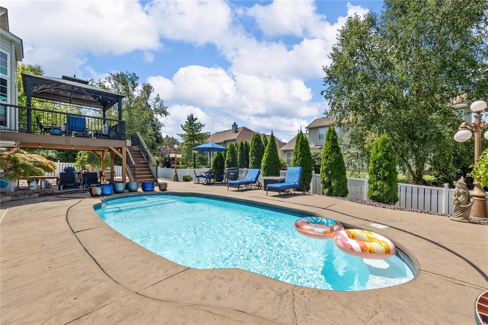3009 Brook Hollow Drive