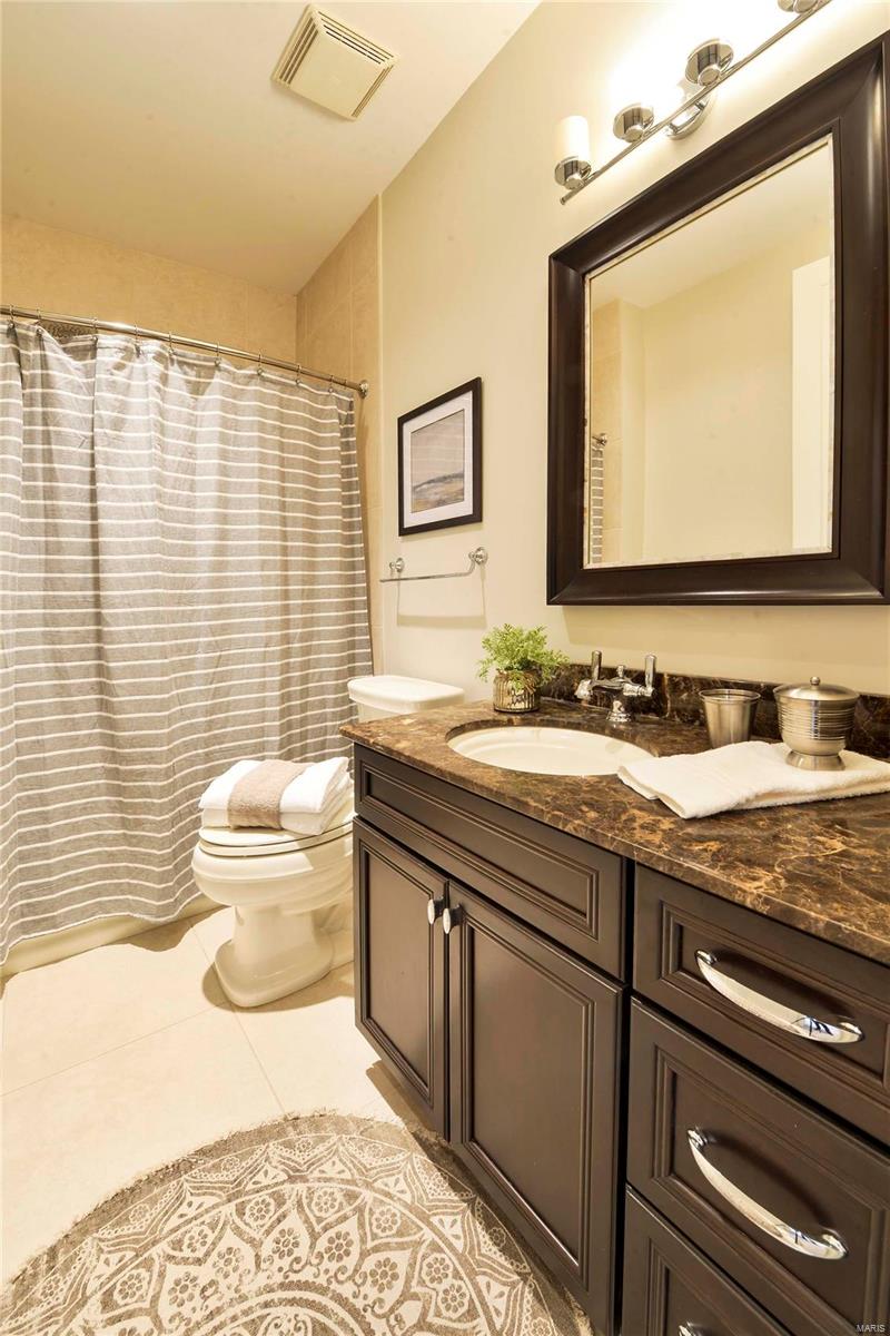 Crescent Condo - Residential