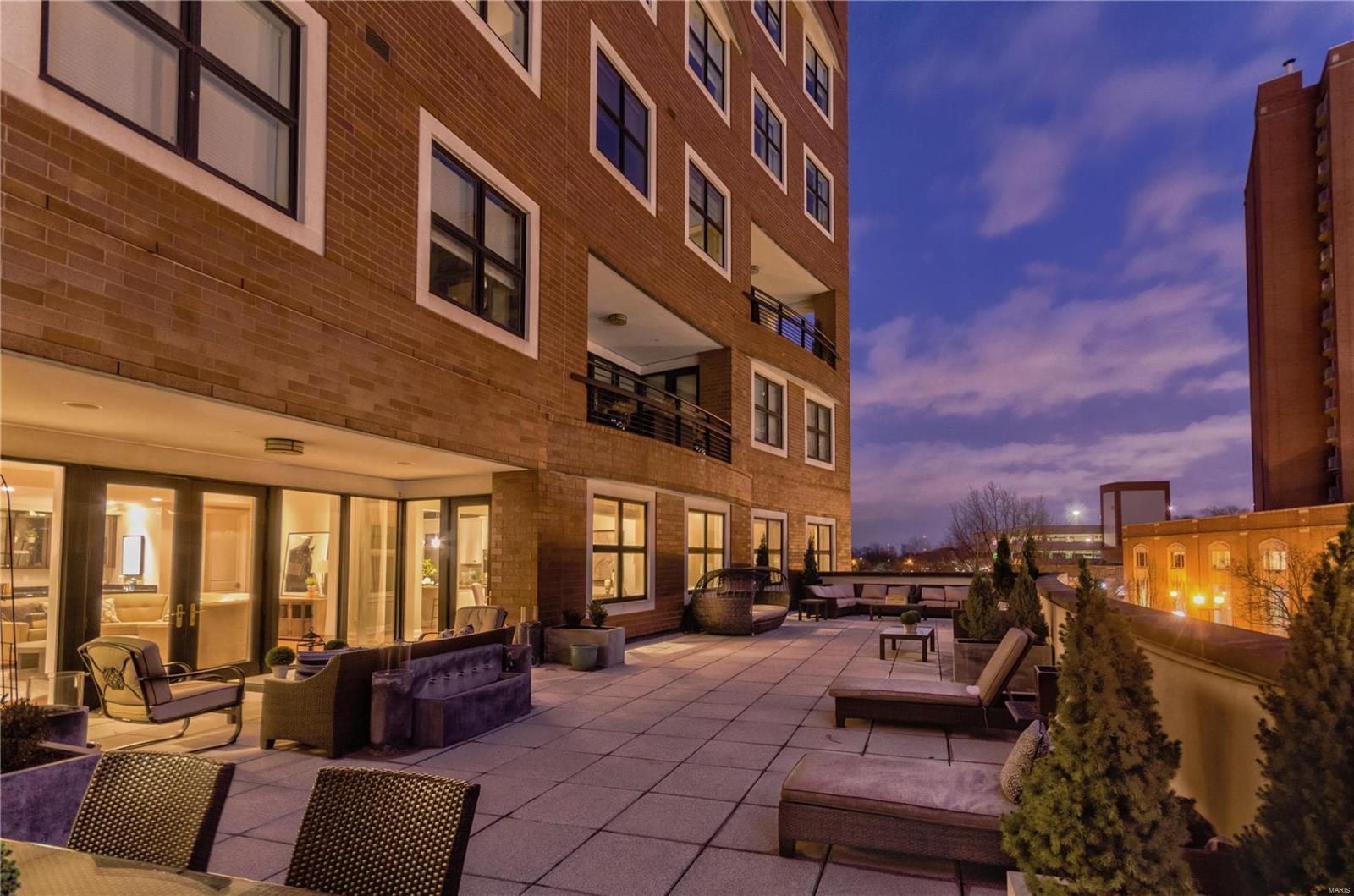 Crescent Condo - Residential