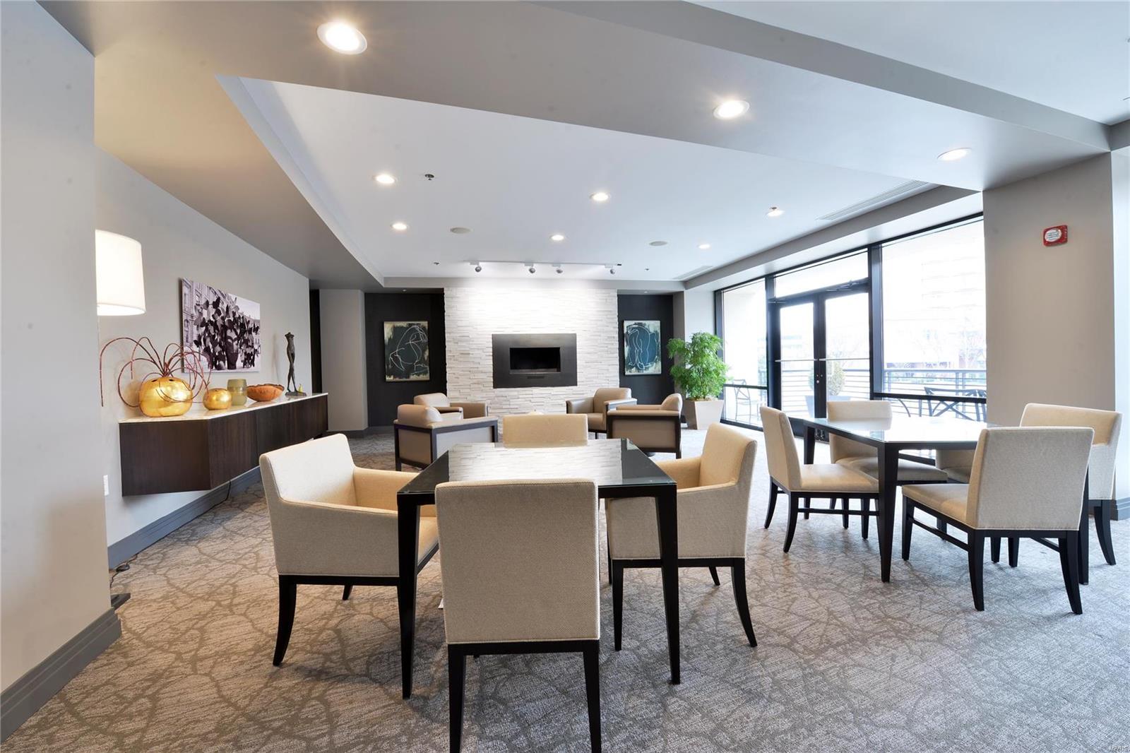 Crescent Condo - Residential