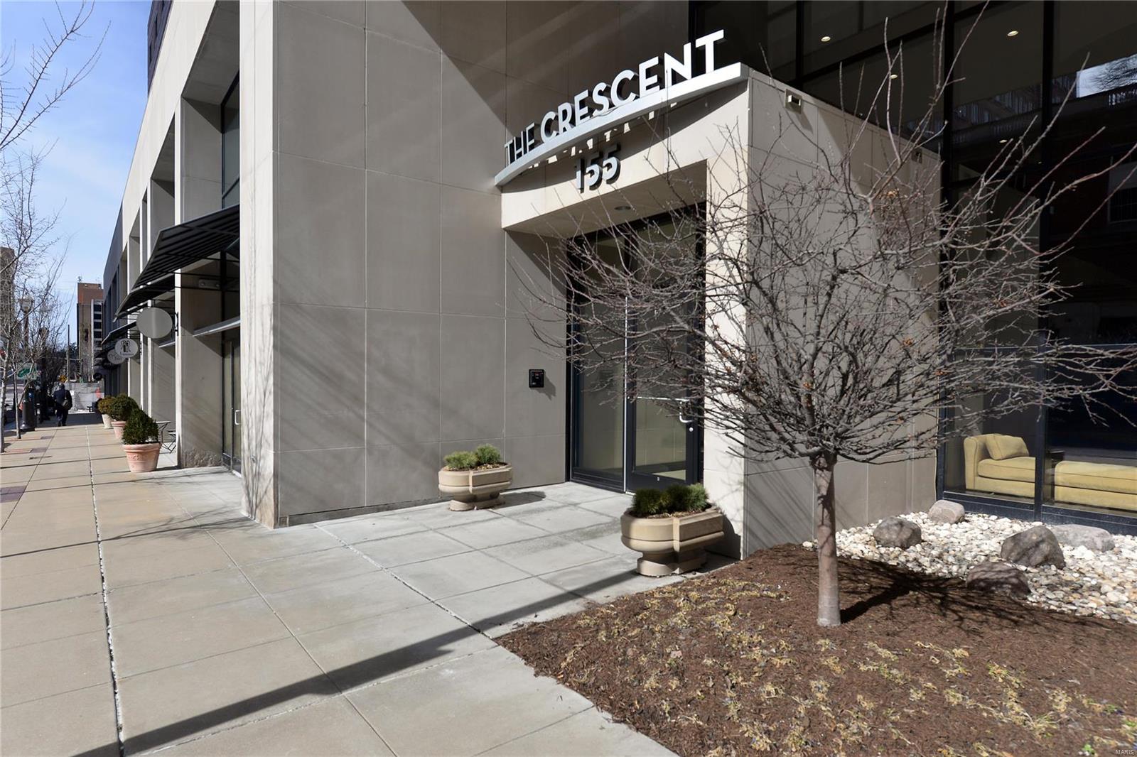 Crescent Condo - Residential