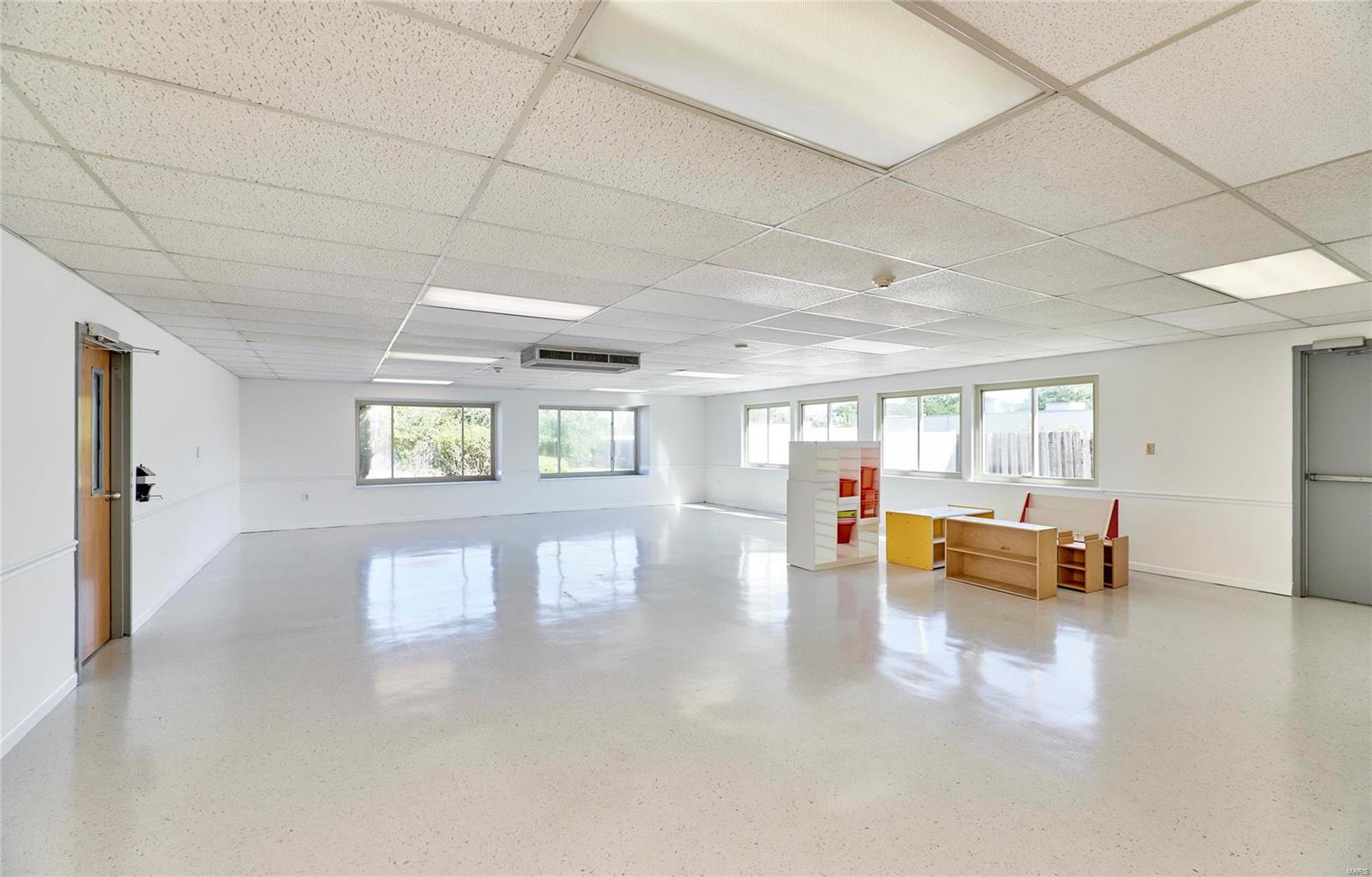 NA - Commercial Sale