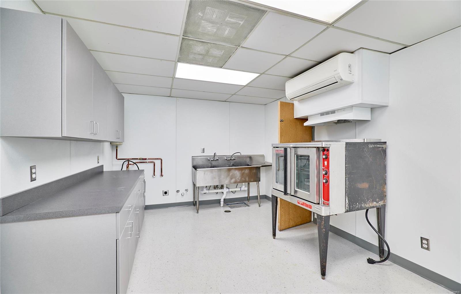 NA - Commercial Sale