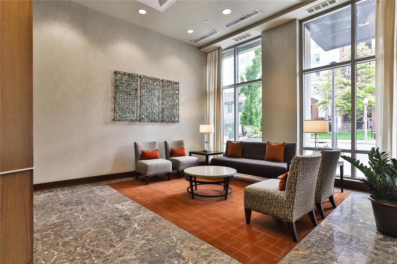 Park East Tower - Residential