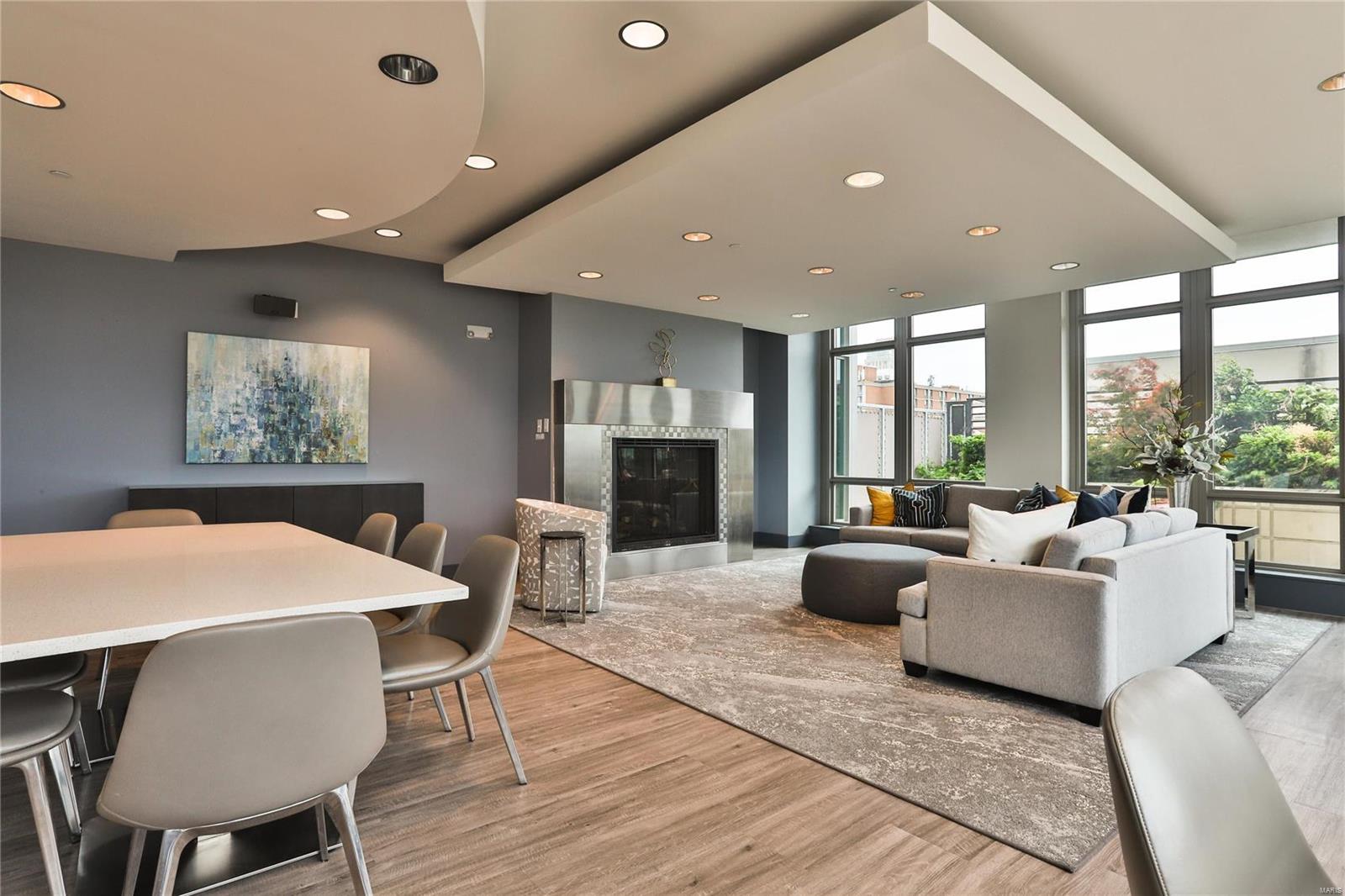 Park East Tower - Residential