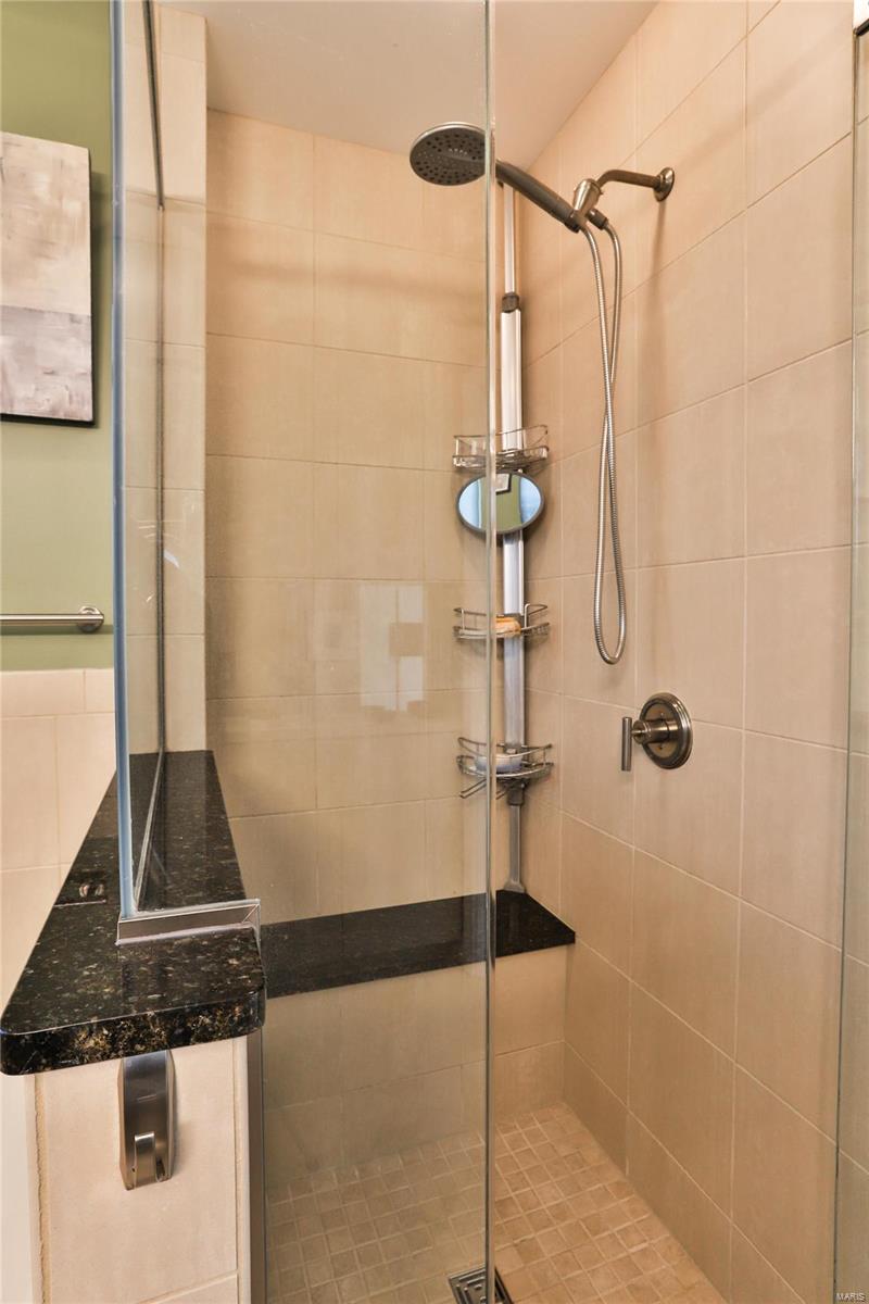 Park East Tower - Residential