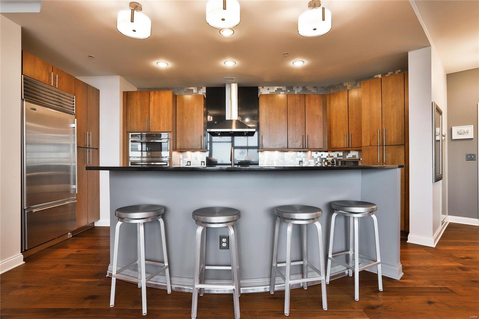 Park East Tower - Residential