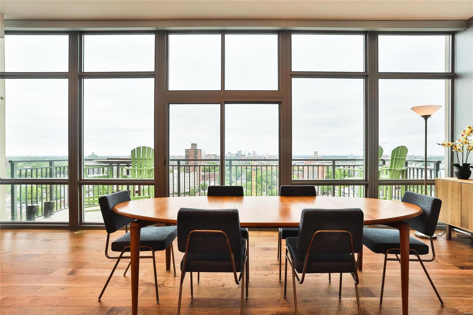 Park East Tower - Residential