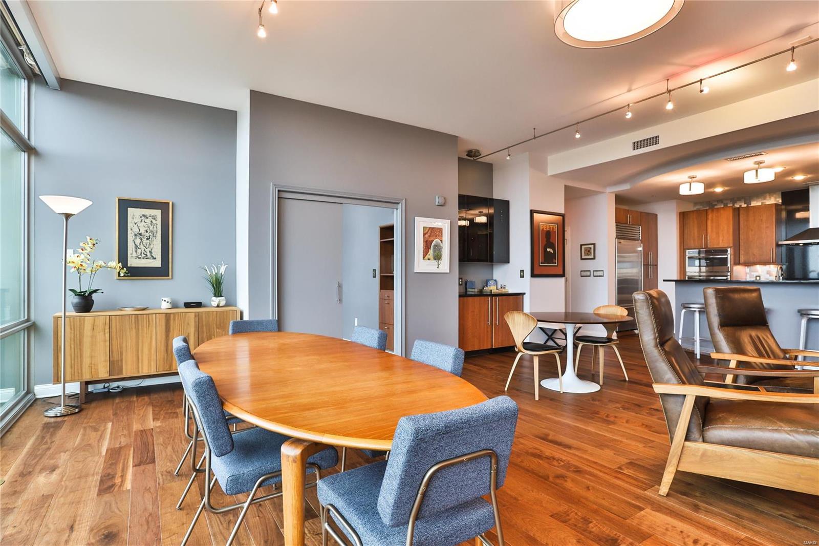 Park East Tower - Residential