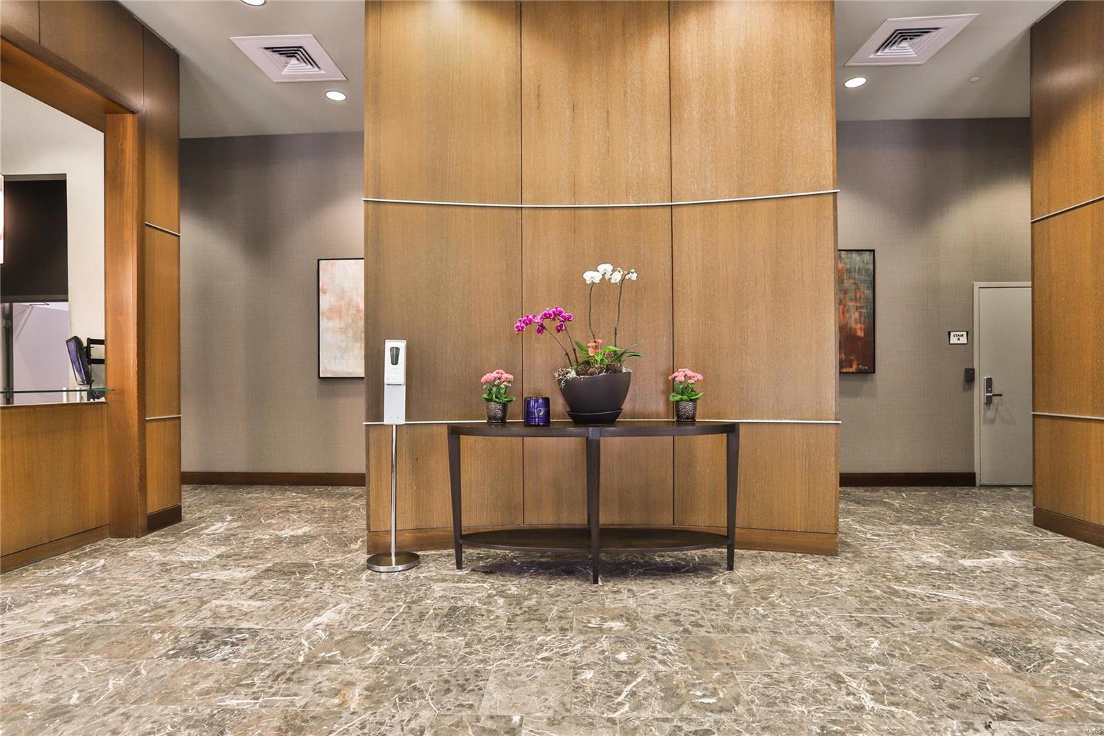 Park East Tower - Residential