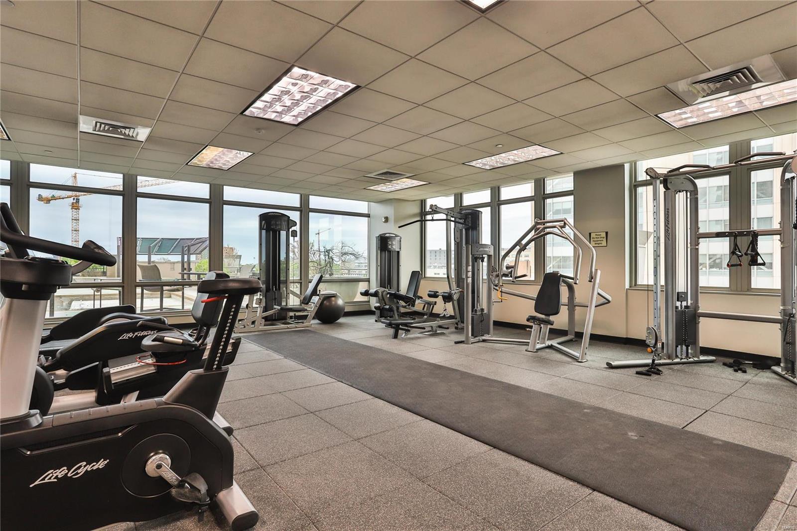 Park East Tower - Residential