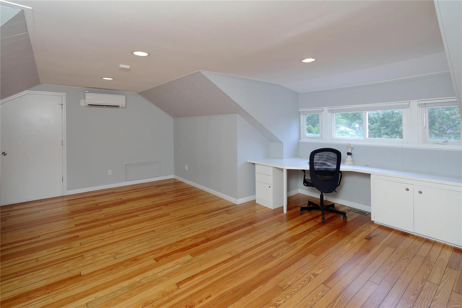 Hillcrest - Residential