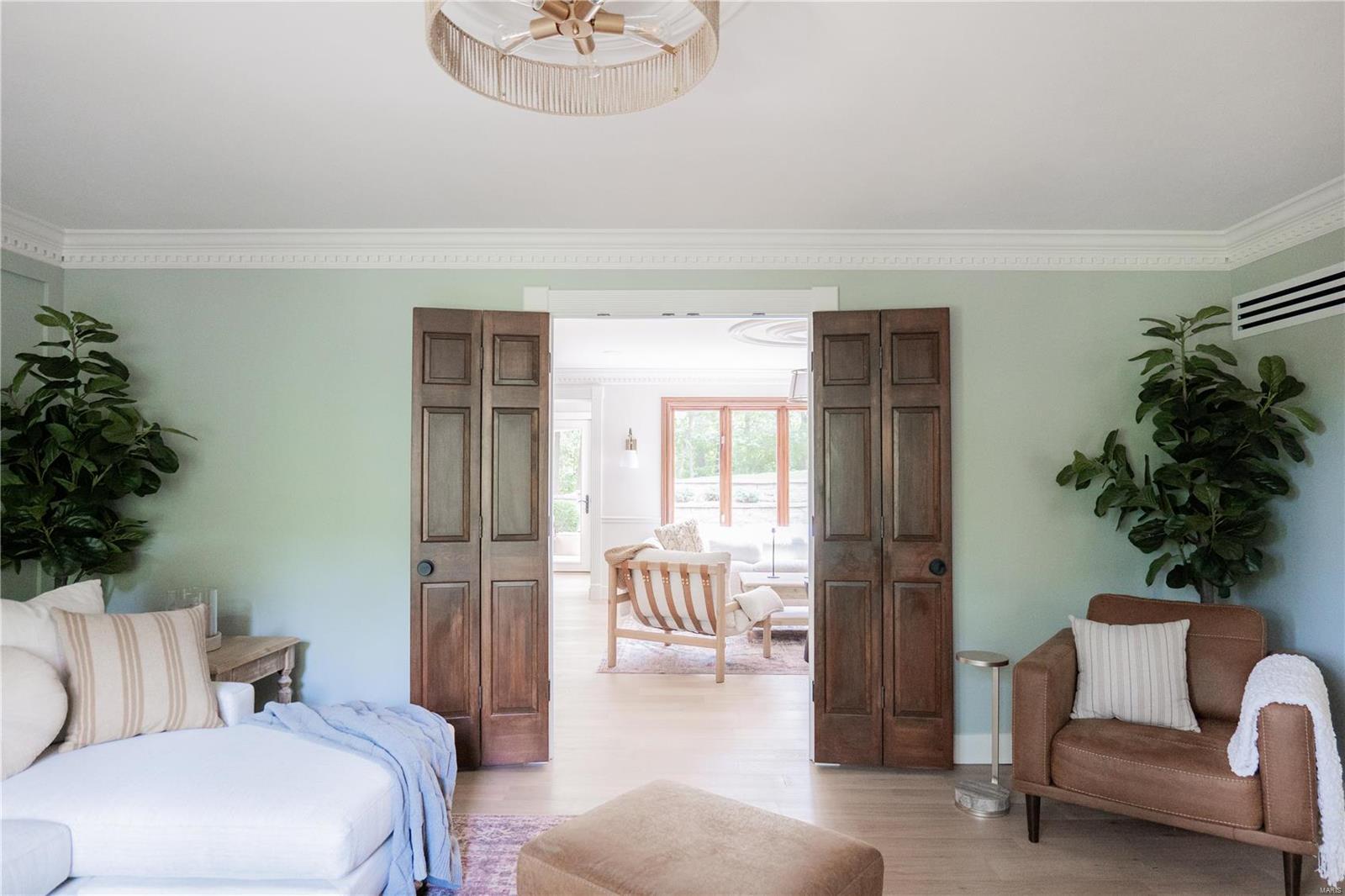 Chesterfield Lakes - Residential