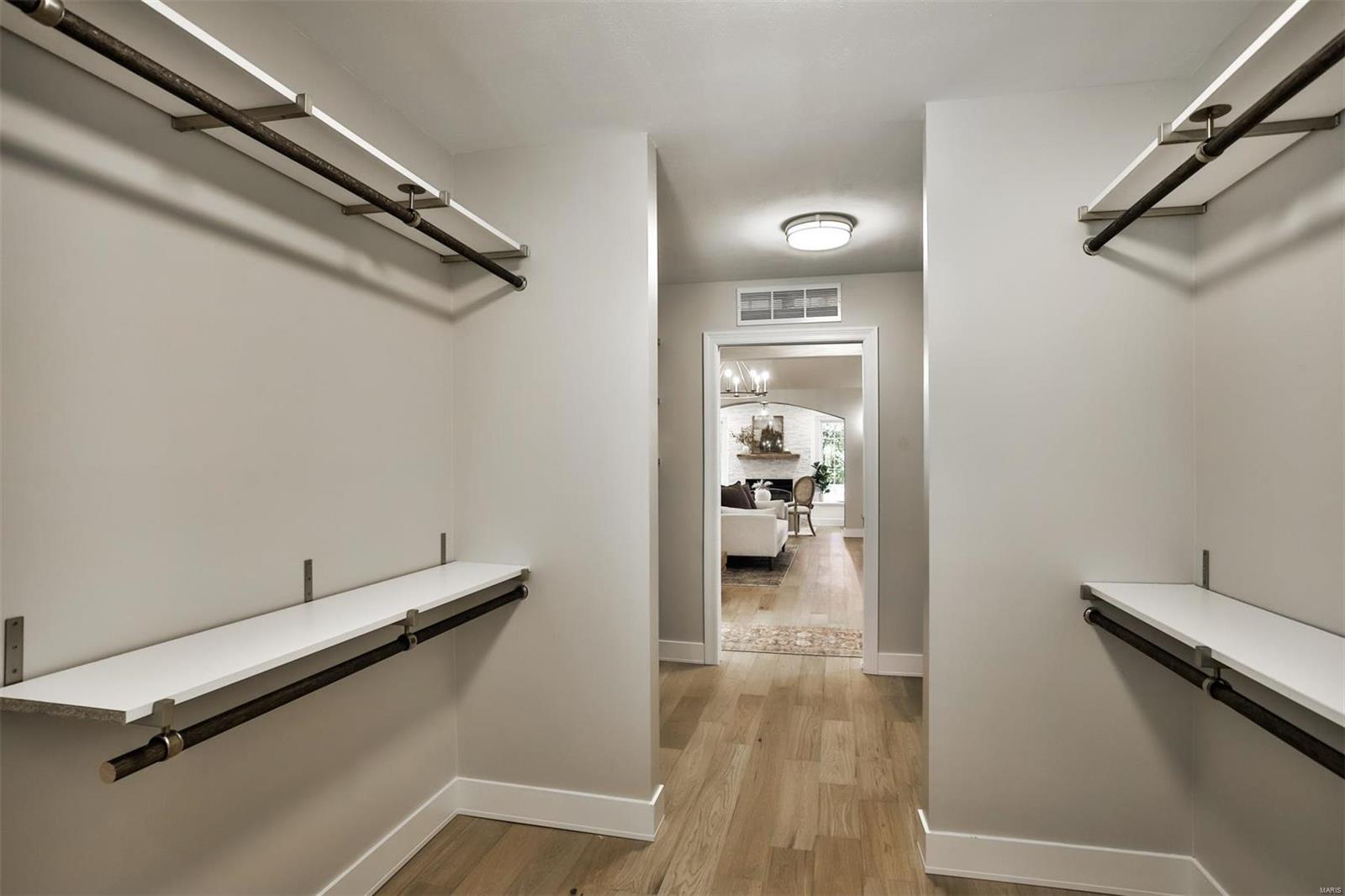 Chesterfield Lakes - Residential