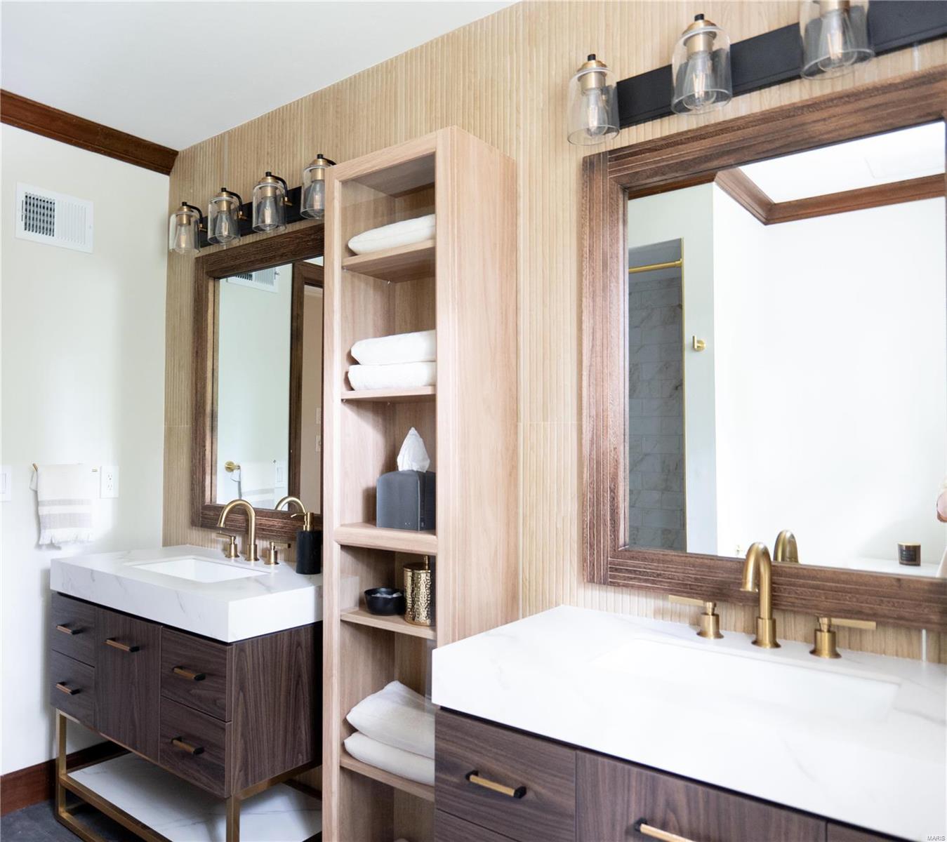 Chesterfield Lakes - Residential