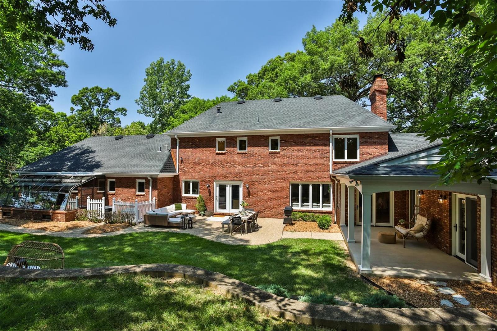 Chesterfield Lakes - Residential