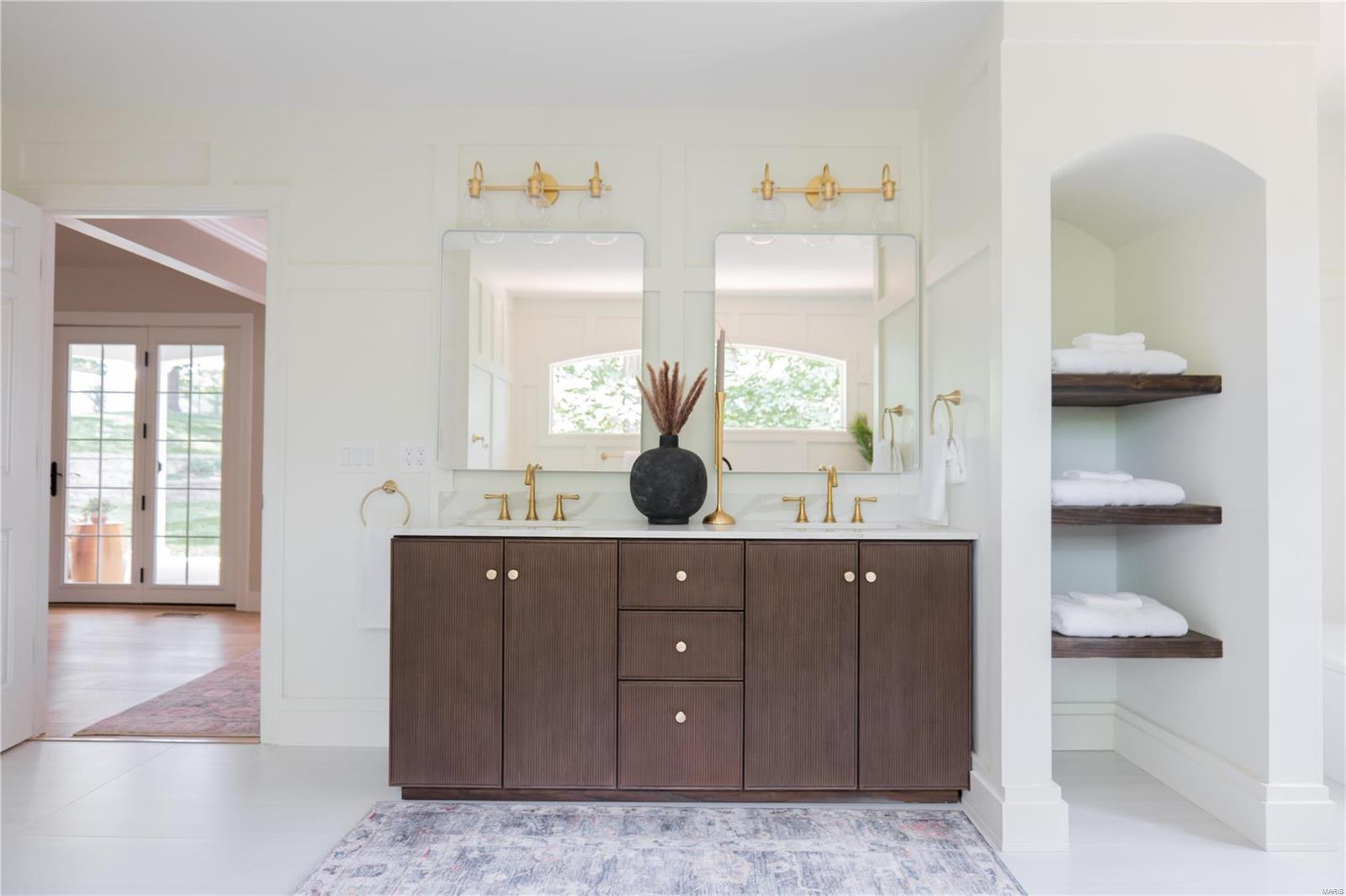 Chesterfield Lakes - Residential