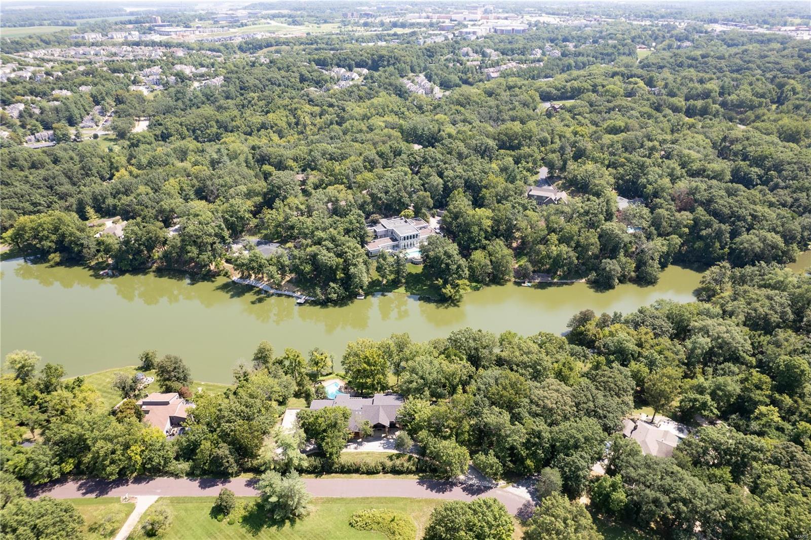 Chesterfield Lakes - Residential