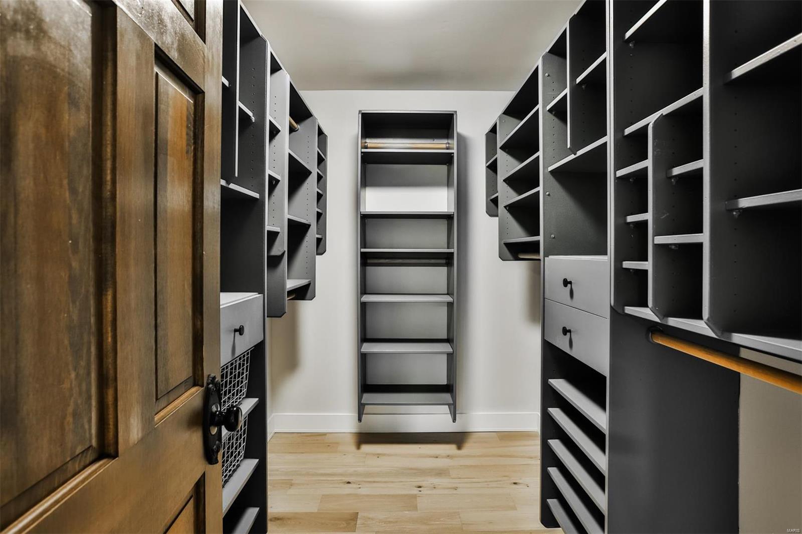 Chesterfield Lakes - Residential