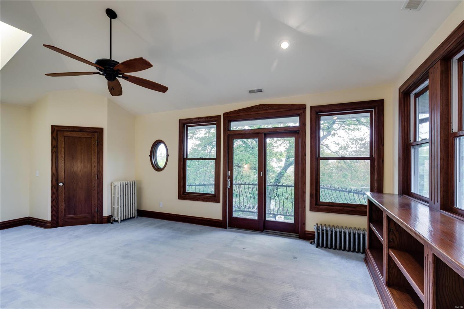 Hillcrest - Residential