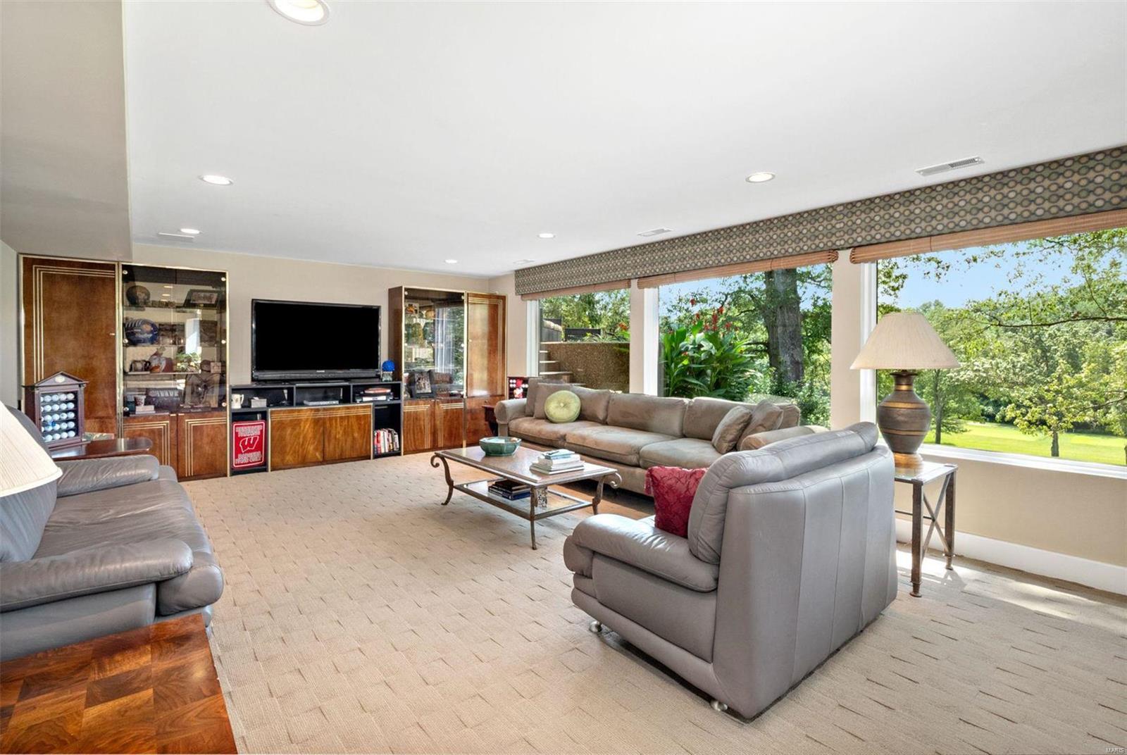 Forest Hills Club Estates - Residential