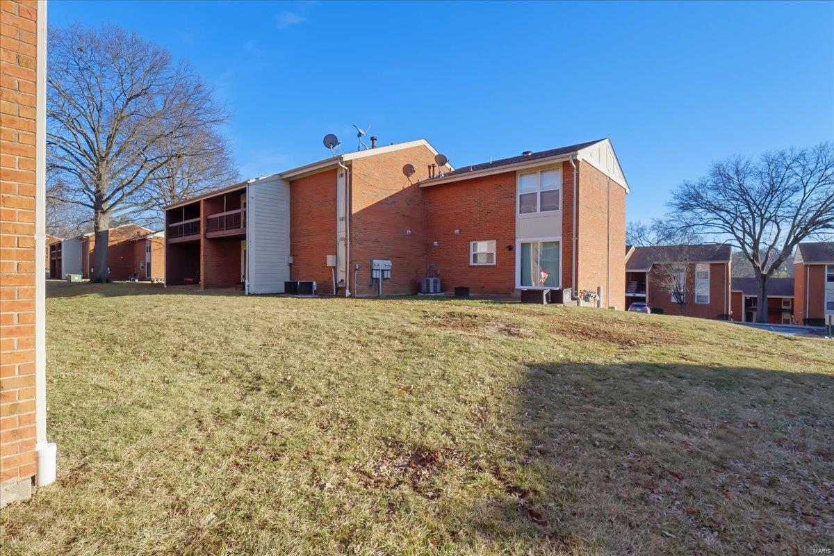 St Louis, Missouri 63122, United States, 3 Bedrooms Bedrooms, ,2 BathroomsBathrooms,Residential,Active,112574