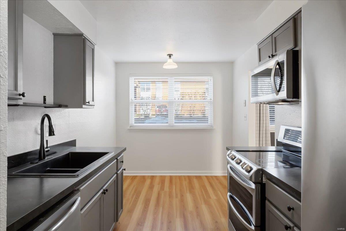 St Louis, Missouri 63122, United States, 3 Bedrooms Bedrooms, ,2 BathroomsBathrooms,Residential,Active,112574