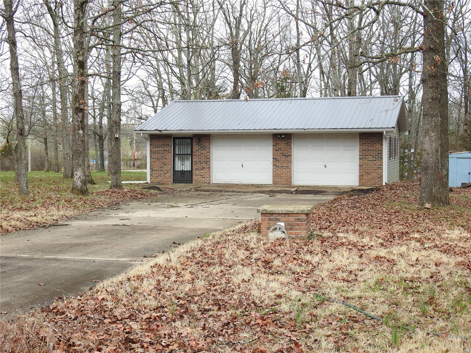 SANDS ACRES - Residential