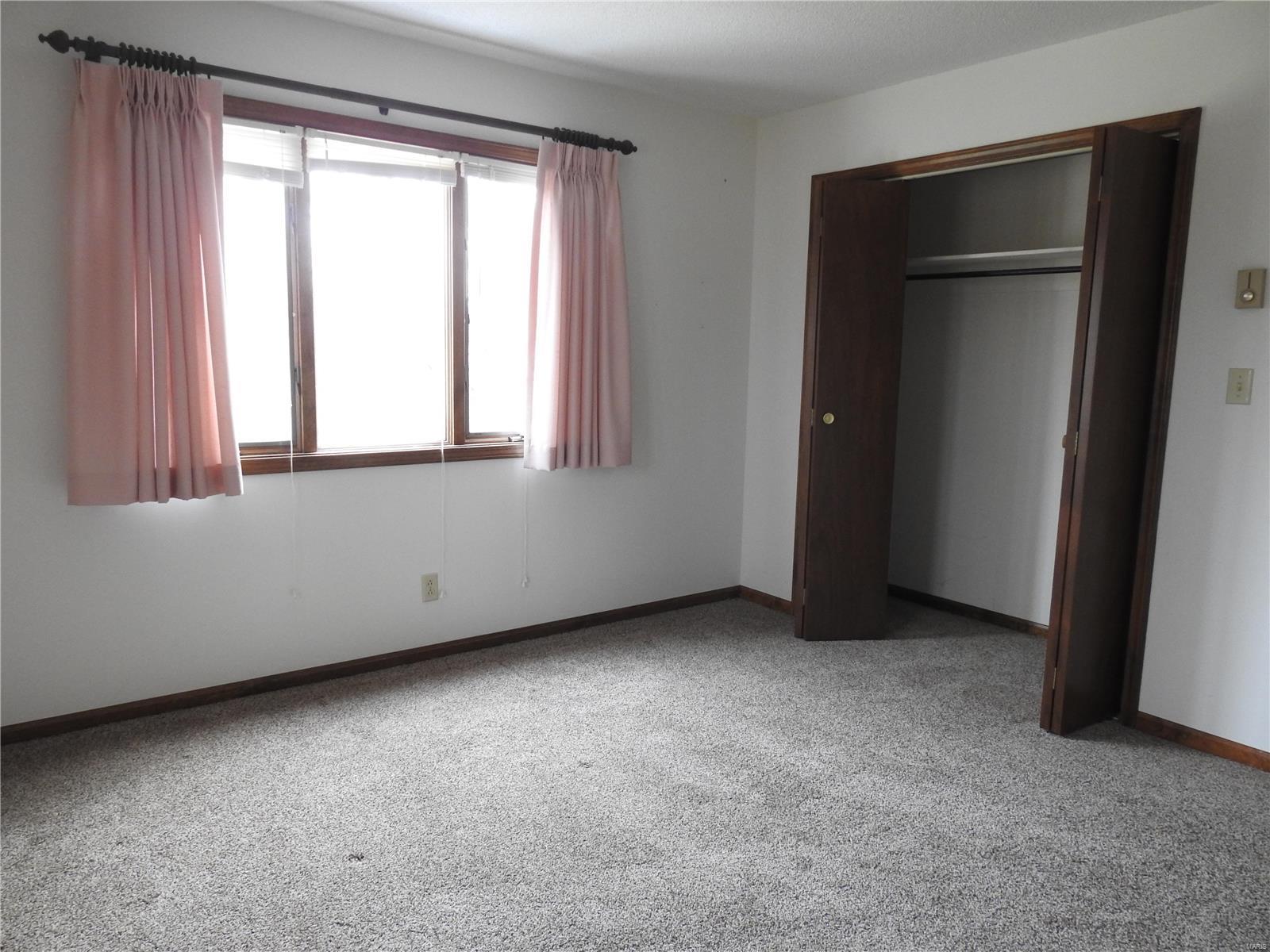 SANDS ACRES - Residential