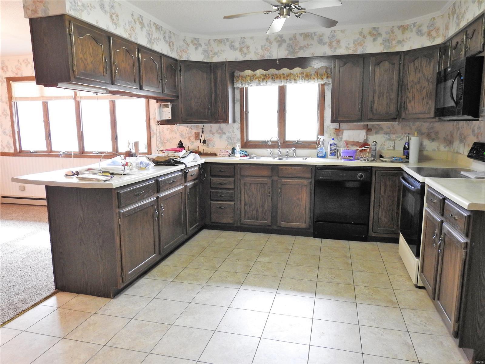 SANDS ACRES - Residential