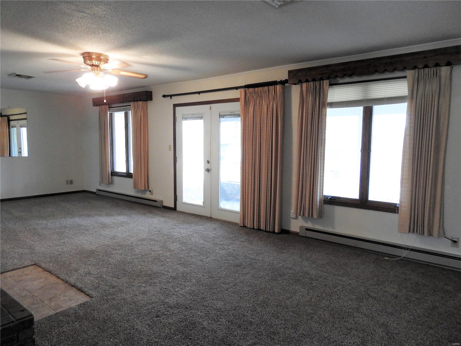 SANDS ACRES - Residential