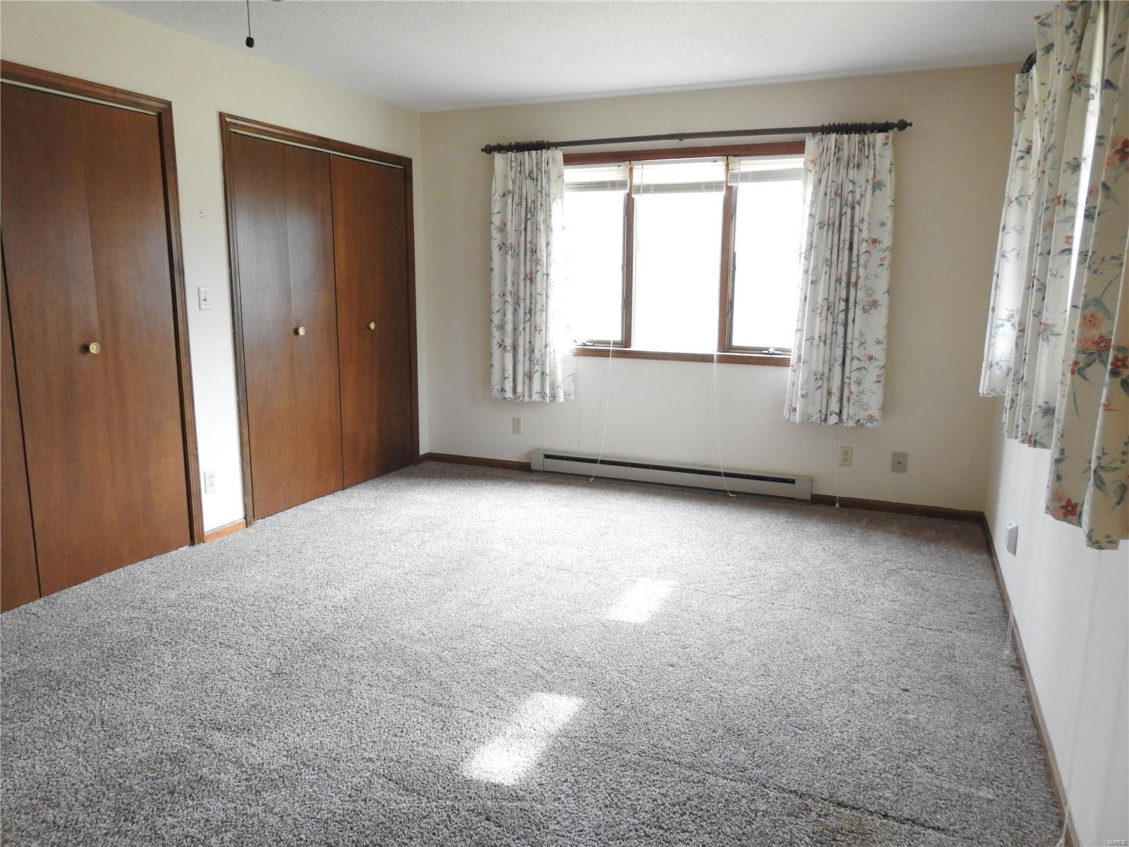 SANDS ACRES - Residential