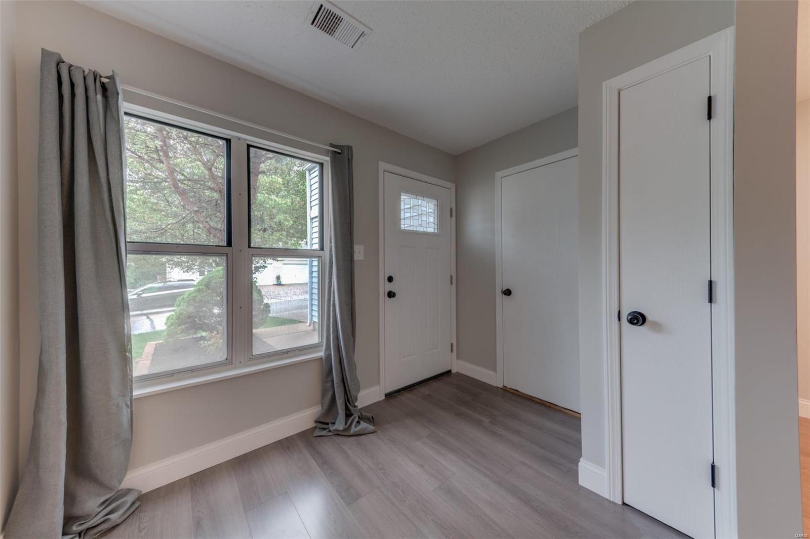 Laurel Village - Residential