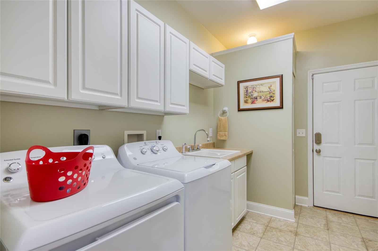 Hampton Woods - Residential