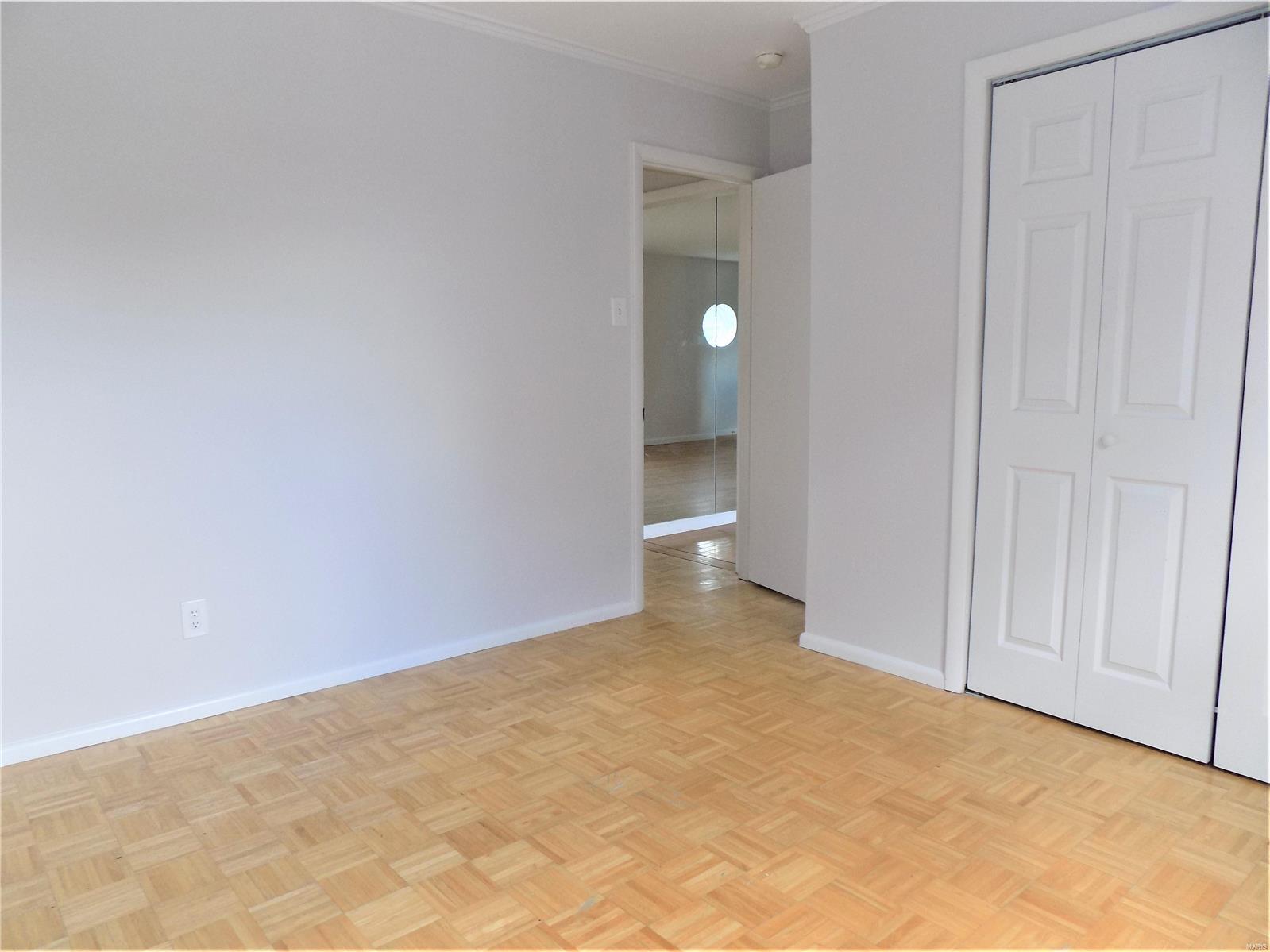 Lin Capri Condo - Residential