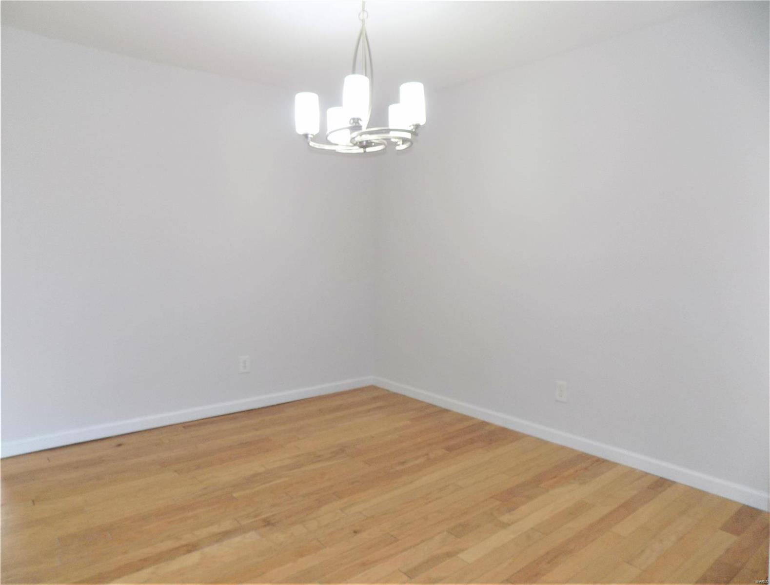 Lin Capri Condo - Residential