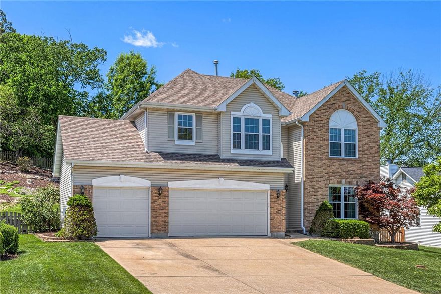 Welcome home to 1527 Bent Oak Ridge located in the City of Fenton with Rockwood Schools!  With just under 3,000 sqft this fantastic 4 bedroom, 3 full bath and 2 half baths, 3 car garage, 2 story home is ready for it's next owner.  The main level boasts 9 foot ceilings throughout , a newly update kitchen with refaced cabinets and Silestone countertops. Also on the main level is a half-bath, living room, dining room, family room with hardwood floors and a wood burning fireplace.  Upstairs are the 4 bedrooms, 3 full baths and a bonus room that could easily be converted to a fifth bedroom.  The  basement is finished with additional entertaining area, office space and another half bath.  Dual HVAC systems, a newer roof, newer windows, a lawn irrigation system and beautiful landscaping make this a must see home.