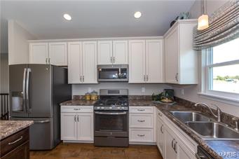 The Estates at Huntington Glen - Residential