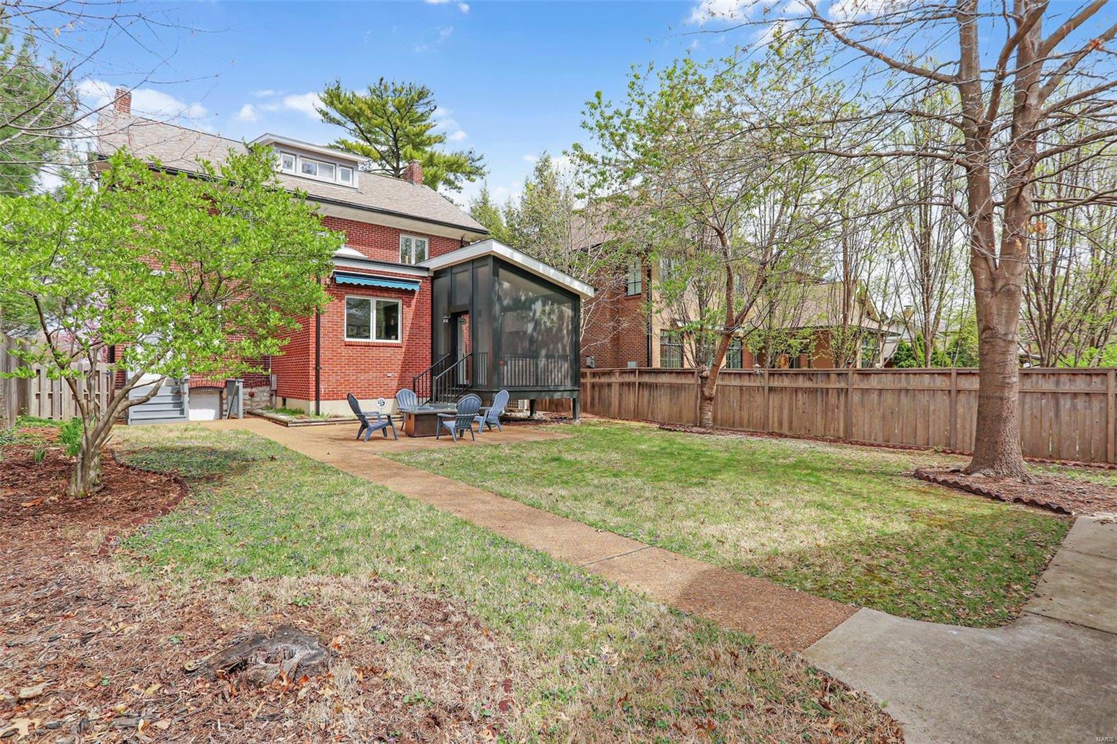 Hillcrest - Residential