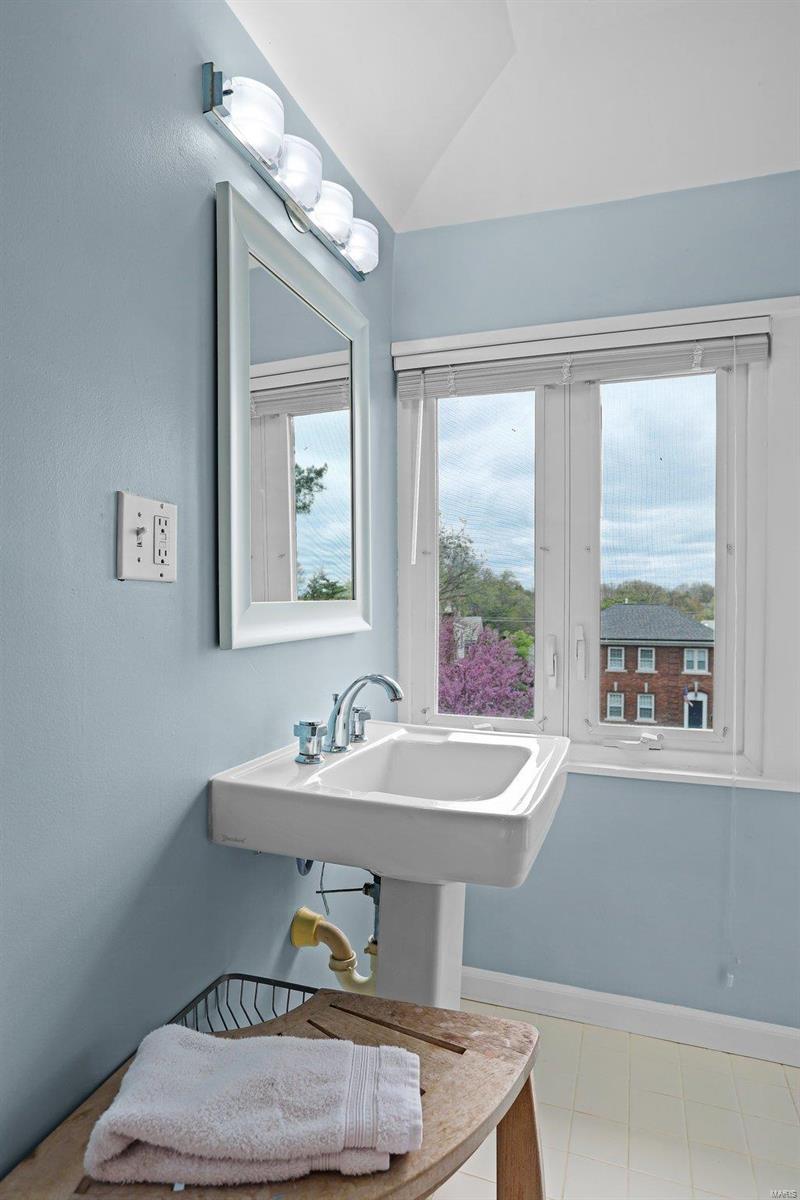 Hillcrest - Residential