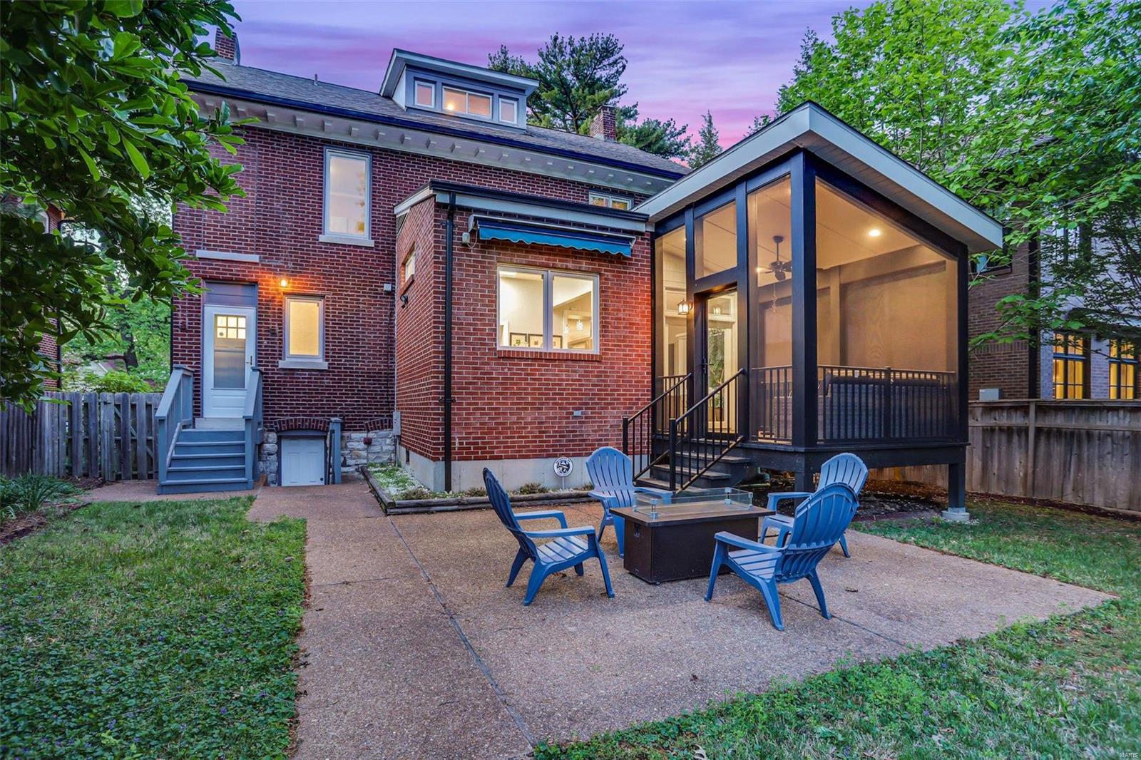 Hillcrest - Residential