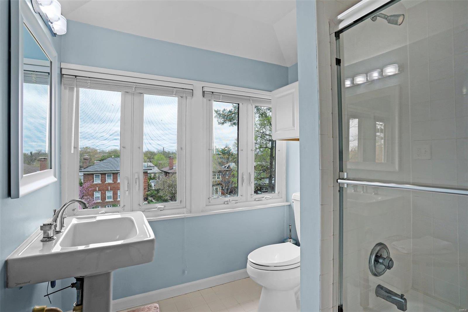 Hillcrest - Residential