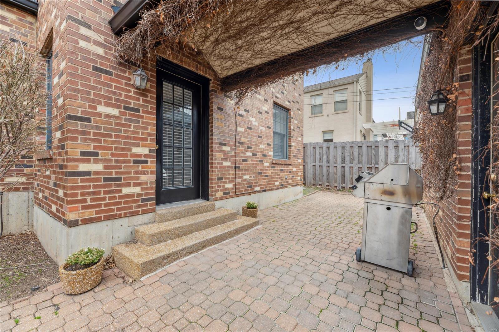 Clayton Gardens - Residential