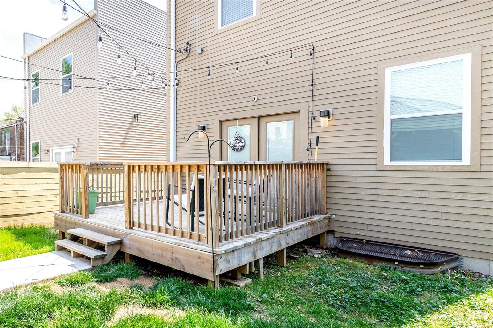 Sharkeys Add - Residential