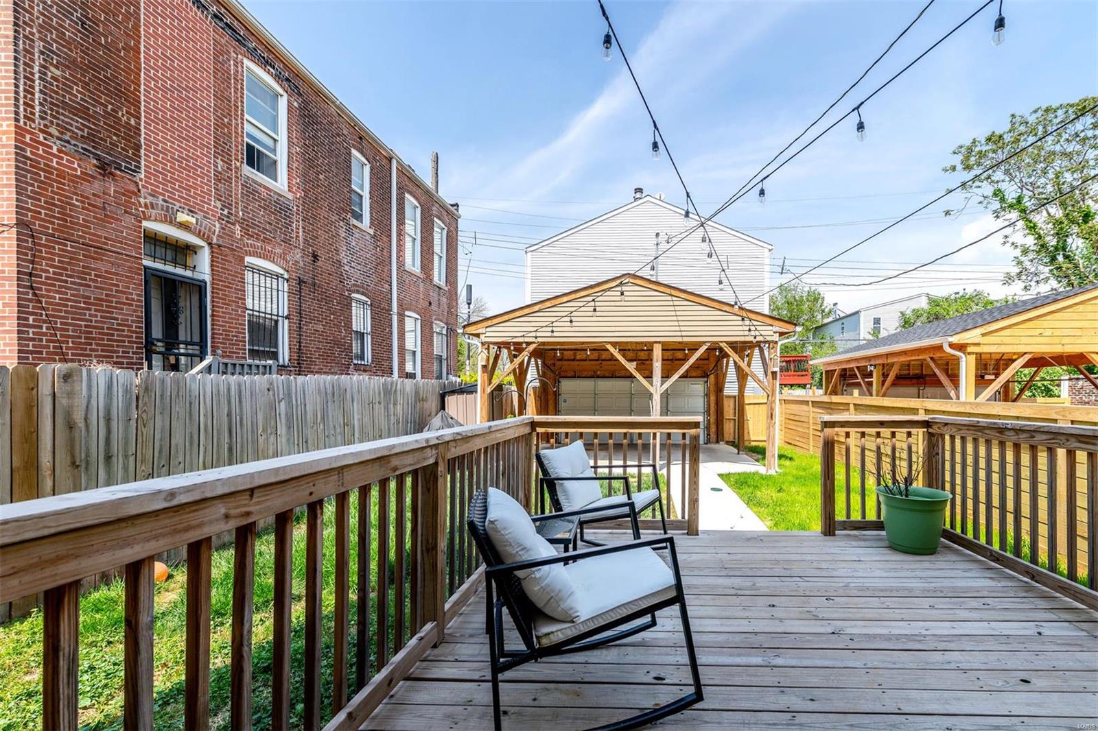 Sharkeys Add - Residential