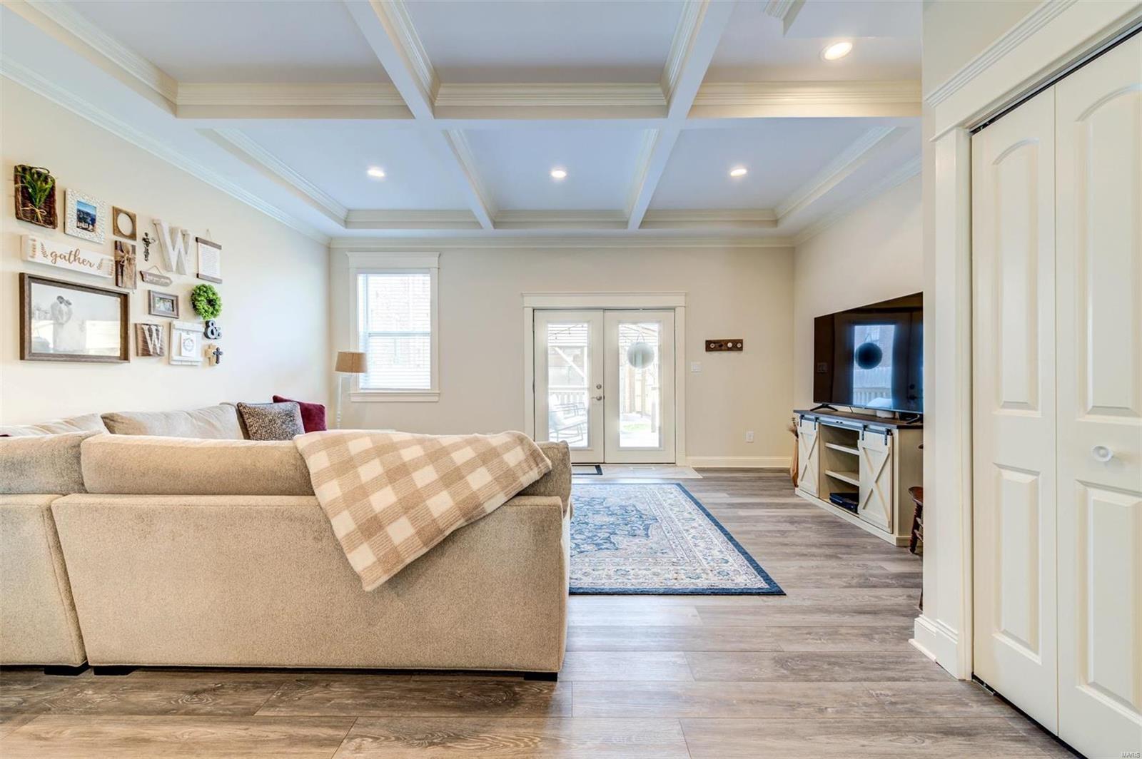 Sharkeys Add - Residential