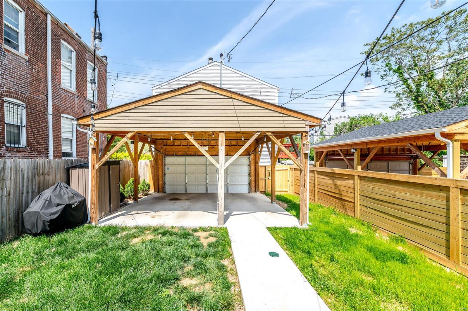 Sharkeys Add - Residential