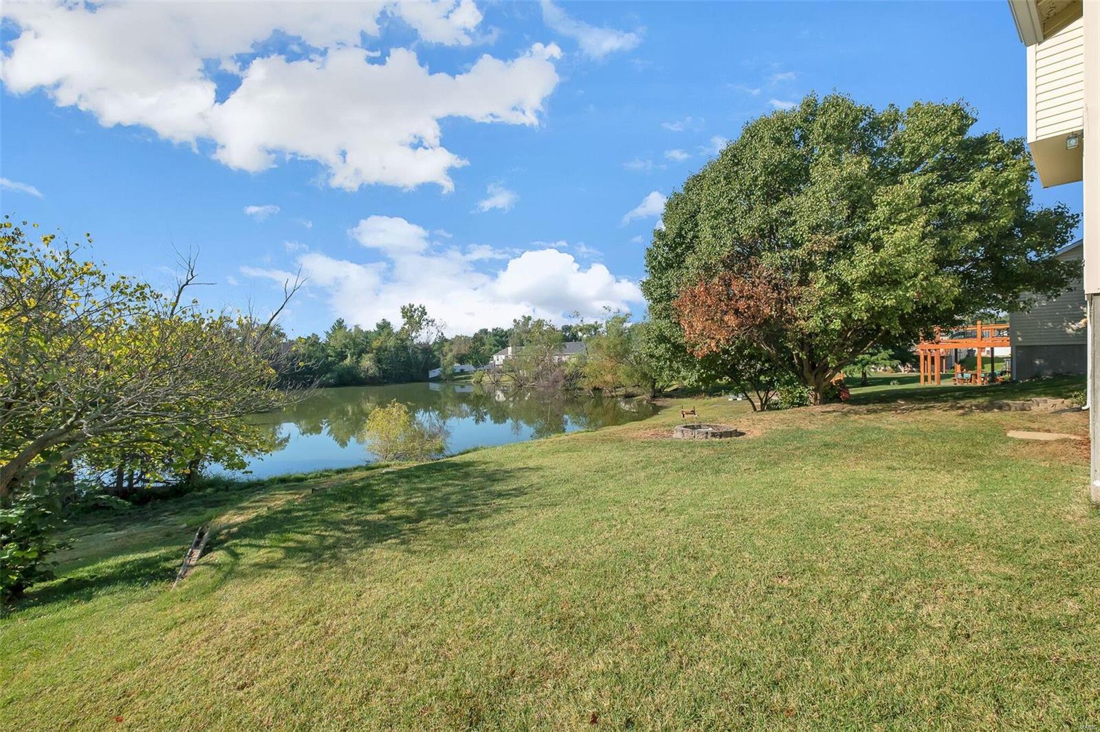 Lakeside Manor - Residential