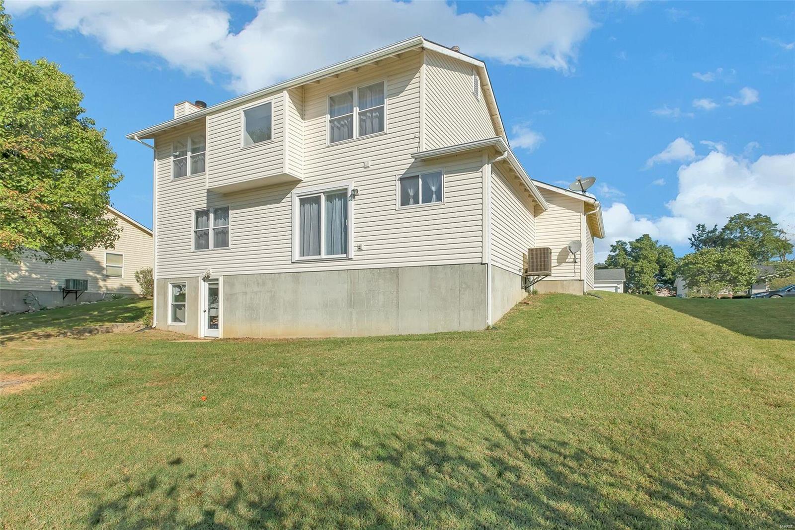 Lakeside Manor - Residential